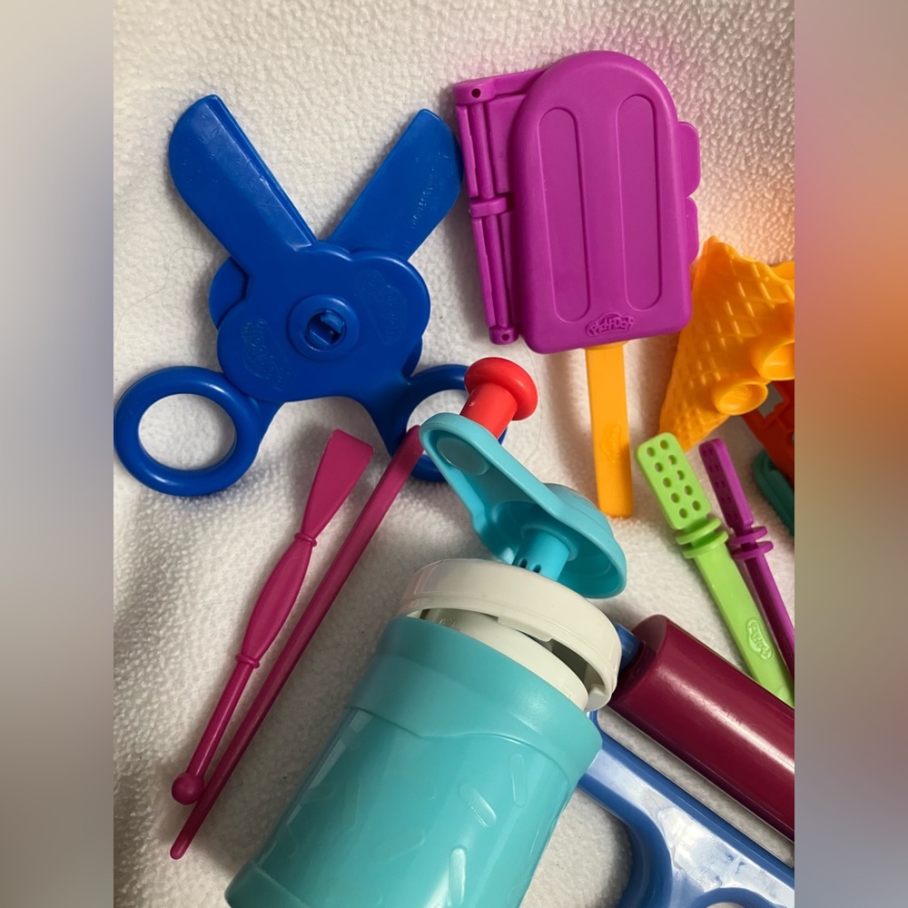 Kids Multicolor Play Doh Tool lot - Picture 6 of 12